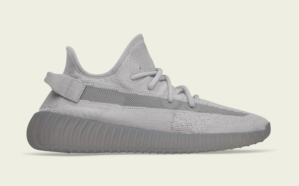 حذاء سنيكرز أديداس ييزي بوست 350 في 2 ستيل جراي رمادي فولاذي adidas Yeezy Boost 350 V2 Steel Grey