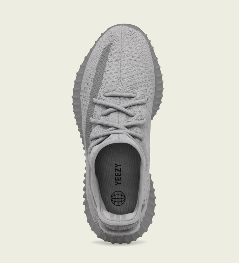 حذاء سنيكرز أديداس ييزي بوست 350 في 2 ستيل جراي رمادي فولاذي adidas Yeezy Boost 350 V2 Steel Grey