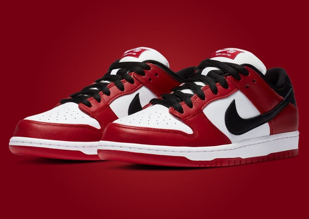 حذاء سنيكرز نايك اس بي دانك لو شيكاغو أحمر أبيض أسود Nike SB Dunk Low Chicago