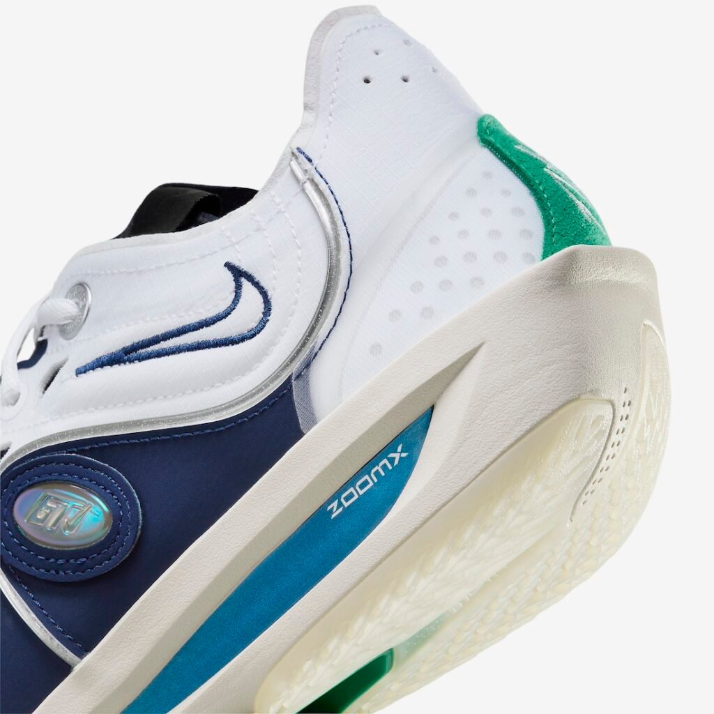 حذاء سنيكرز نايك اير زوم جي تي كات 3 اير زوم فلايت 5 أبيض كحلي فضي Nike Air Zoom GT Cut 3 Air Zoom Flight 5 