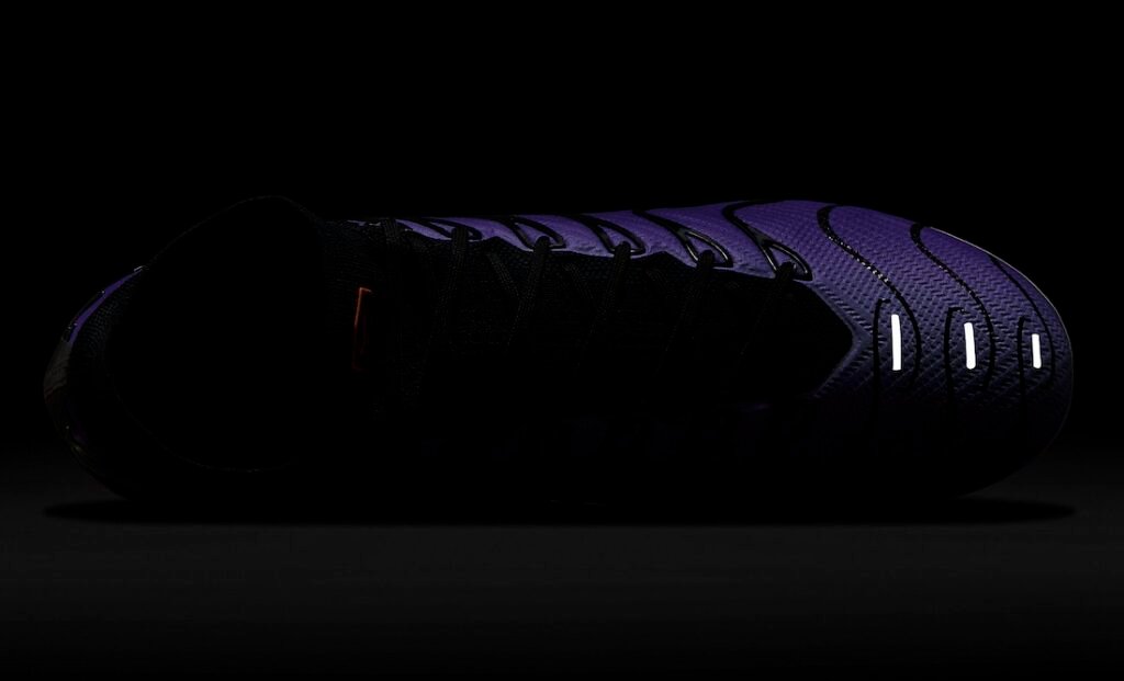 ‏نايك زوم ميركيوريال سوبرفلاي 9 ايه ام بلس اف جي فولتج بربل لون بنفسجي Nike Zoom Mercurial Superfly 9 AM Plus FG Voltage Purple