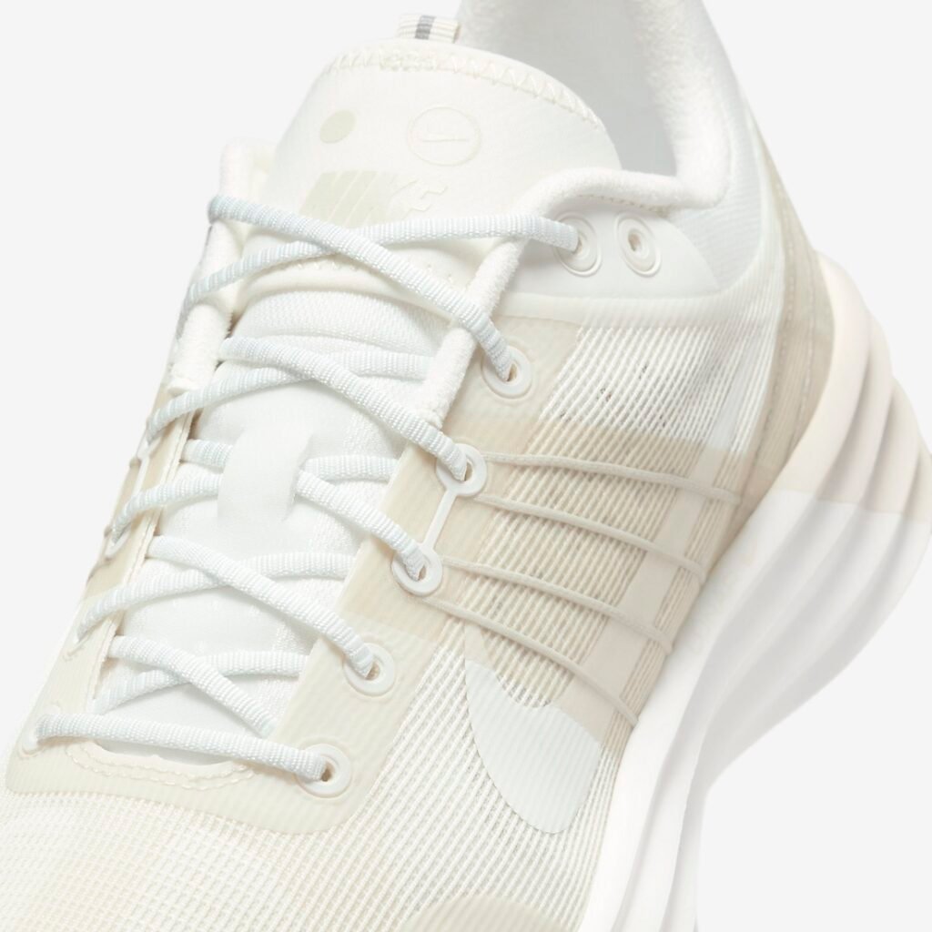 حذاء سنيكرز نايك لونار روم فانتوم لايت بون لون بني فاتح ابيض Nike Lunar Roam Phantom Light Bone