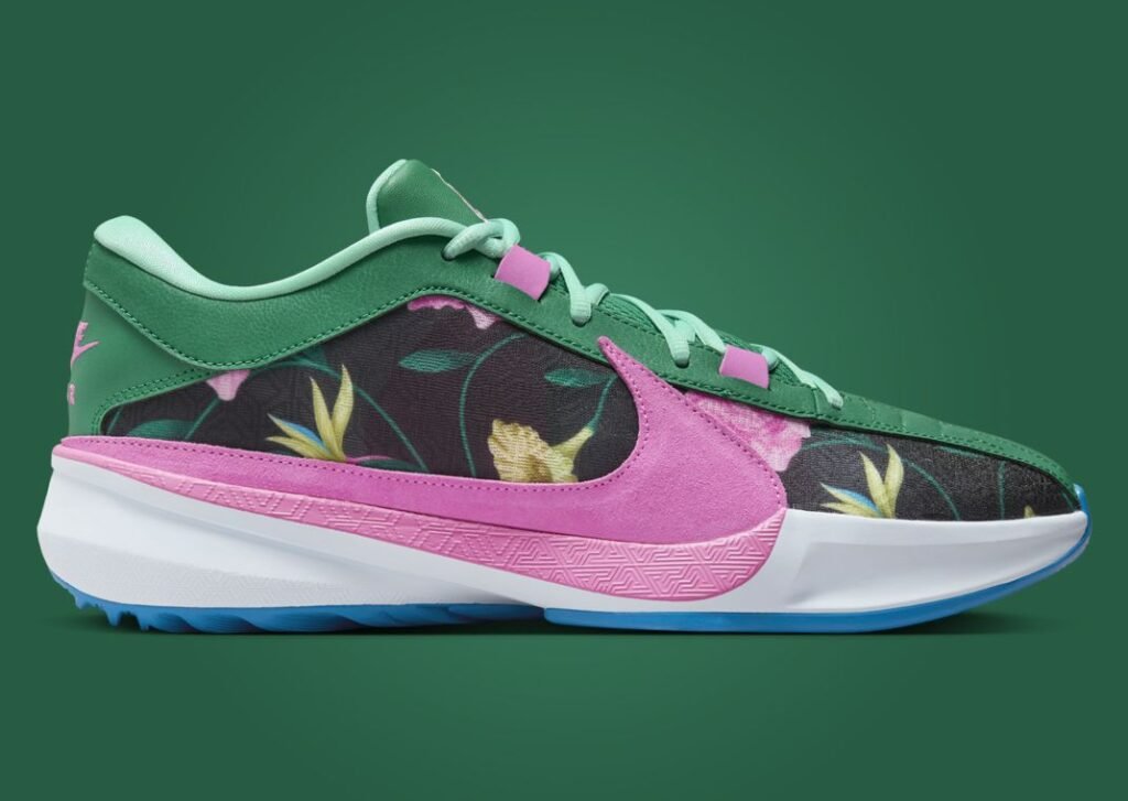 حذاء كرة السلة نايك فريك 5 فلورال لوف لون اخضر زهري Nike Freak 5 Floral Love