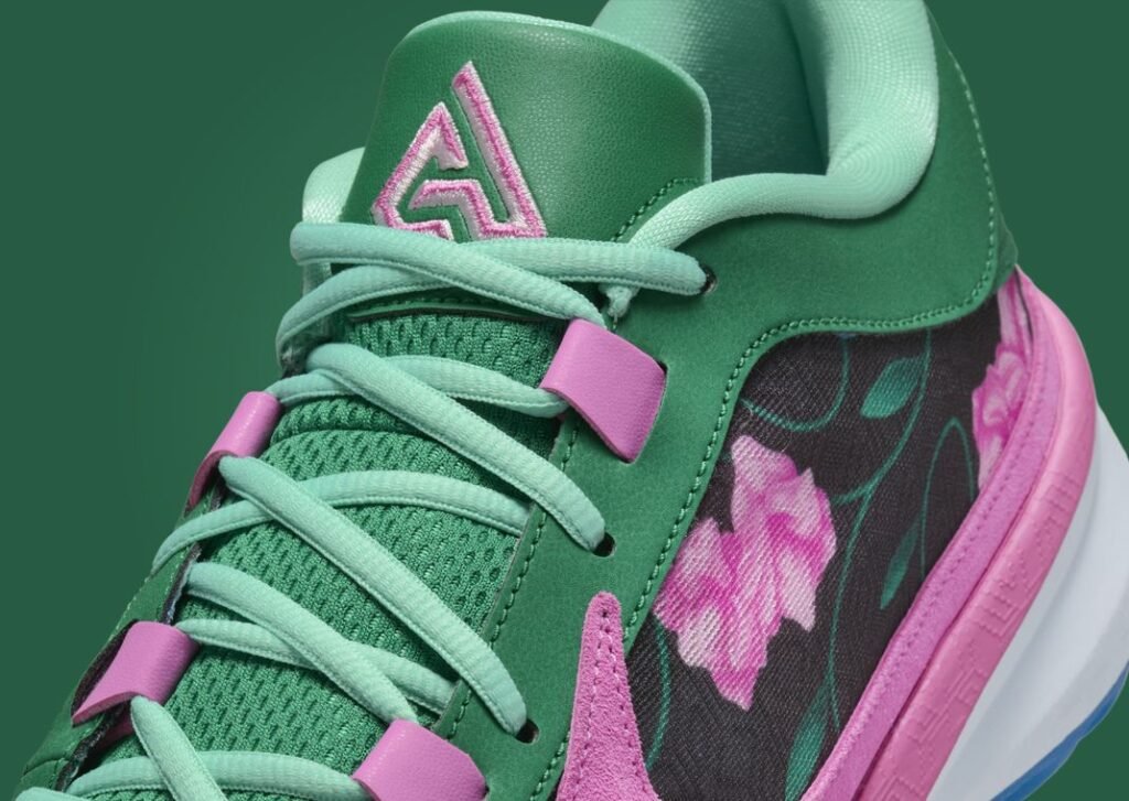 حذاء كرة السلة نايك فريك 5 فلورال لوف لون اخضر زهري Nike Freak 5 Floral Love