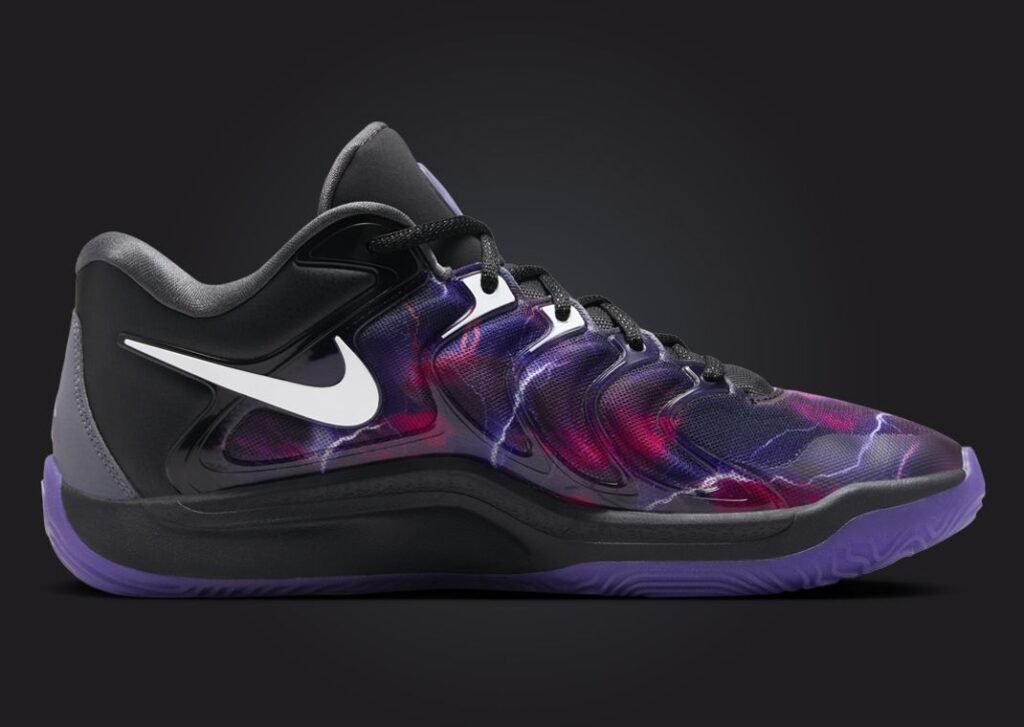 حذاء سنيكرز نايك كي دي 17 x ميترو بومن لون بنفسجي اسود Metro Boomin x Nike KD 17