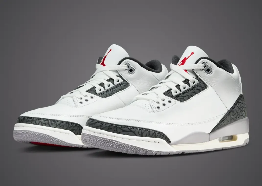 حذاء سنيكرز نايك اير جوردن 3 سيمينت جراي لون ابيض رمادي Air Jordan 3 Cement Grey