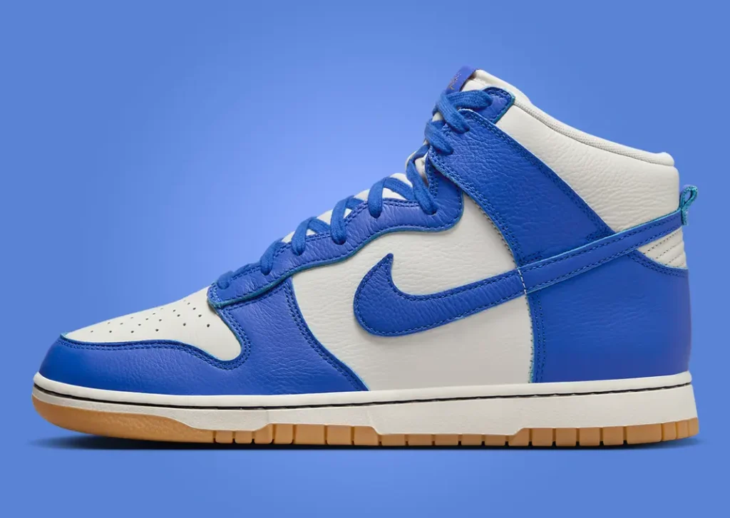 حذاء سنيكرز نايك دانك هاي فانتوم رايسر بلو النسائي لون ابيض ازرق Nike Dunk High Phantom Racer Blue