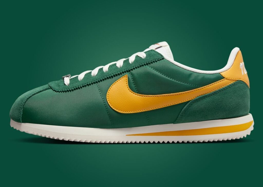 حذاء سنيكرز نايك كورتيز تي اكس تي اوريغون لون اخضر اصفر Nike Cortez TXT Oregon