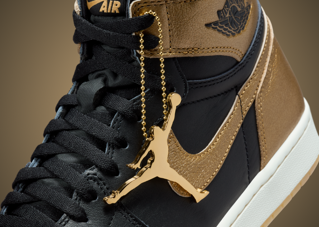 نايك اير جوردن 1 هاي اوجي بلاك ميتاليك جولد لون اسود ذهبي Air Jordan 1 High OG Black Metallic Gold