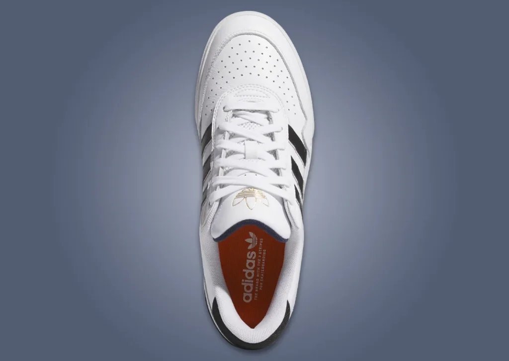 حذاء التزلج اديداس تايشون 2 وايت بلاك نايفي لون ابيض واسود adidas Tyshawn 2 White Black Navy