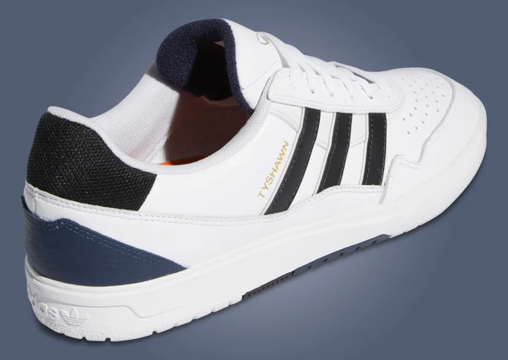 حذاء التزلج اديداس تايشون 2 وايت بلاك نايفي لون ابيض واسود adidas Tyshawn 2 White Black Navy