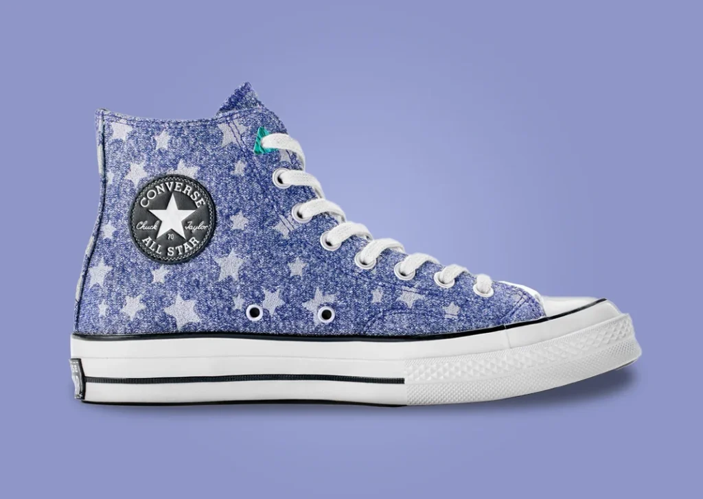 حذاء سنيكرز لايكا × كونفيرس كورالين لون ازرق وابيض Laika x Converse Coraline Collection