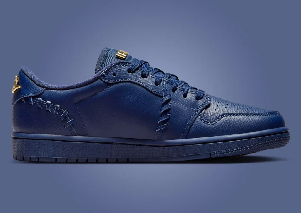 حذاء سنيكرز نايك إير جوردن 1 إم إم لو ميدنايت نايفي النسائي لون كحلي Air Jordan 1 MM Low Midnight Navy