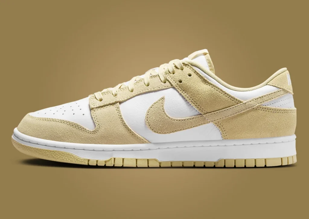 حذاء سنيكرز نايك دانك لو نايك تيم جولد سويد لون ذهبي وابيض Nike Dunk Low Team Gold Suede