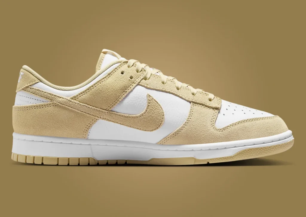 حذاء سنيكرز نايك دانك لو نايك تيم جولد سويد لون ذهبي وابيض Nike Dunk Low Team Gold Suede