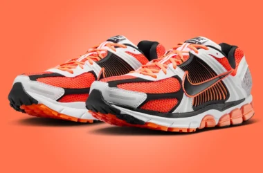 Nike Zoom Vomero 5 Total Orange