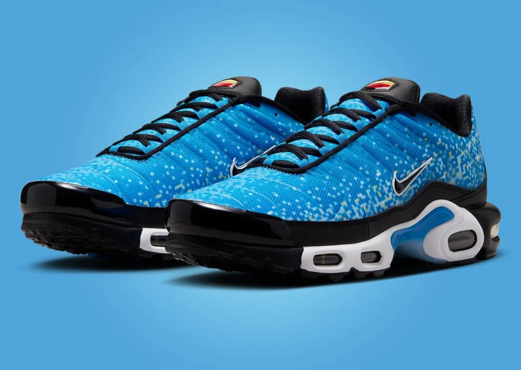 حذاء سنيكرز نايك اير ماكس بلس نابولي لون ازرق فاتح واسود Nike Air Max Plus Napoli