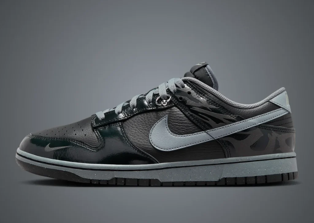 حذاء سنيكرز نايك دانك لو برلين لون اسود لامع Nike Dunk Low Berlin