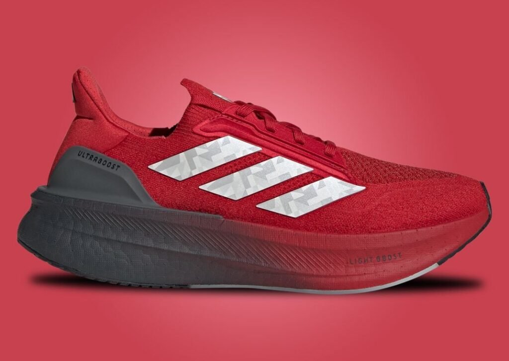 اديداس الترابوست 5 اكس x باتريك ماهوميز لون احمر Patrick Mahomes x adidas Ultraboost 5X