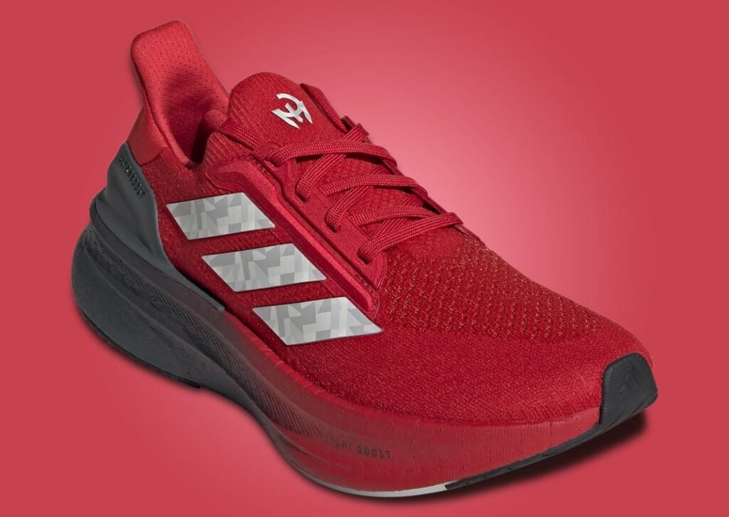 اديداس الترابوست 5 اكس x باتريك ماهوميز لون احمر Patrick Mahomes x adidas Ultraboost 5X