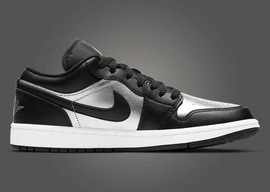 حذاء سنيكرز اير جوردان 1 لو سيلفر تو النسائي لون اسود وفضي Air Jordan 1 Low Silver Toe