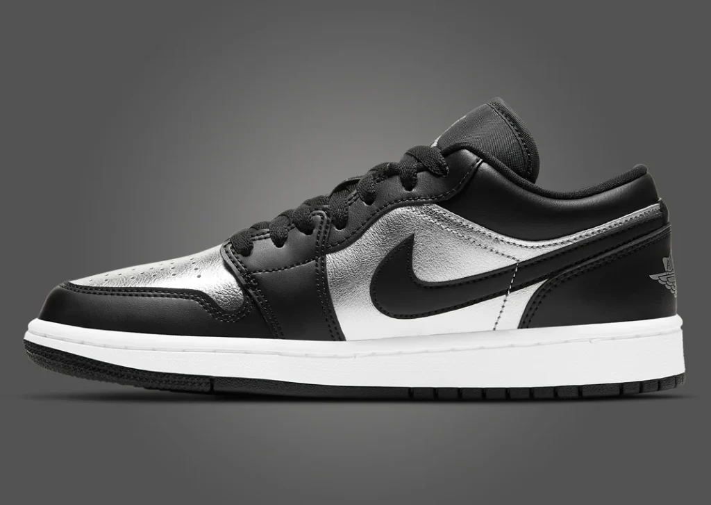 حذاء سنيكرز اير جوردان 1 لو سيلفر تو النسائي لون اسود وفضي Air Jordan 1 Low Silver Toe