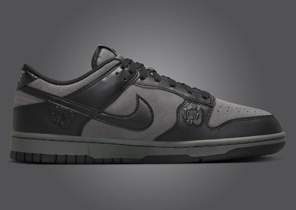 حذاء سنيكرز نايك دانك لو بلاك روزس النسائي لون اسود ورمادي Nike Dunk Low Black Roses